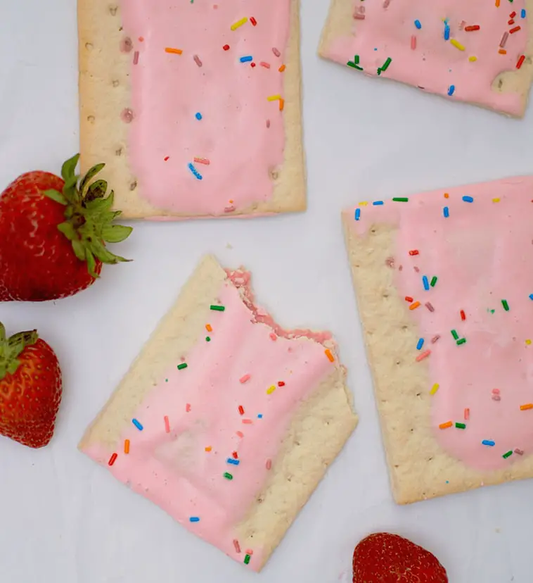 Pink Diva Easy Strawberry Filled Pop Tart Recipe