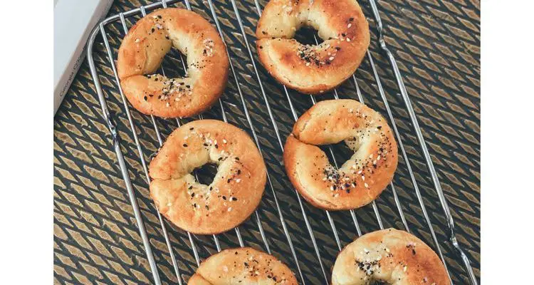 Gluten Free Keto Low Carb Bagels With Baking Powder And No Yeast