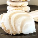 Cavacas Ou Bolos De Gema forsting cookies