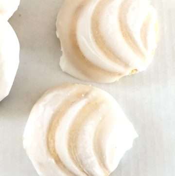 cookies with sugar frosting