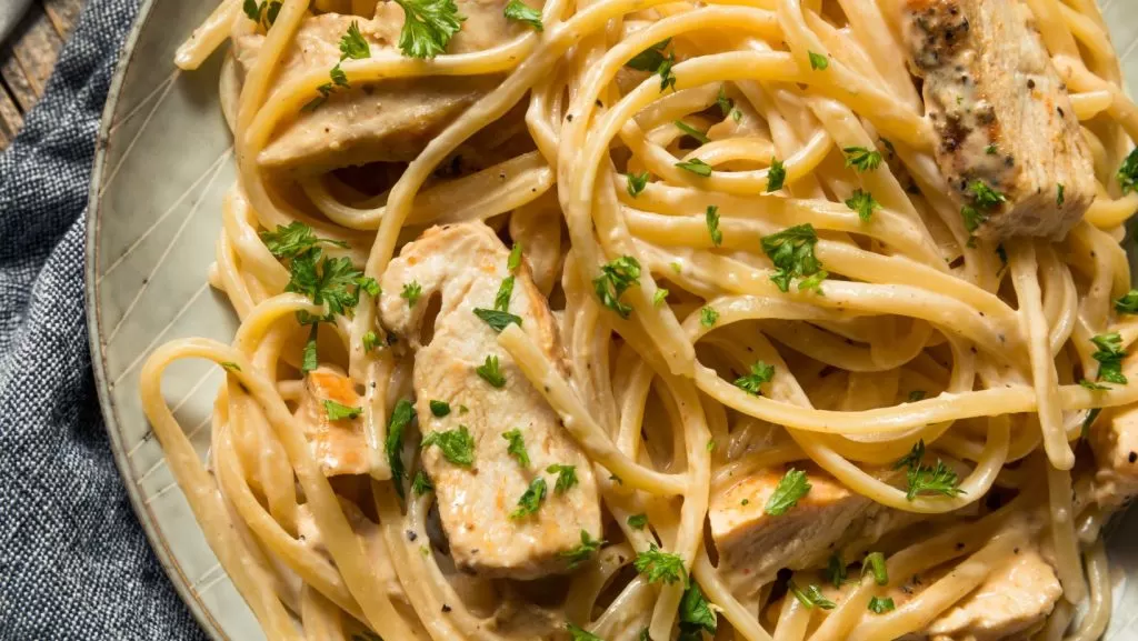 Homemade Fettuccine Chicken Alfredo Pasta