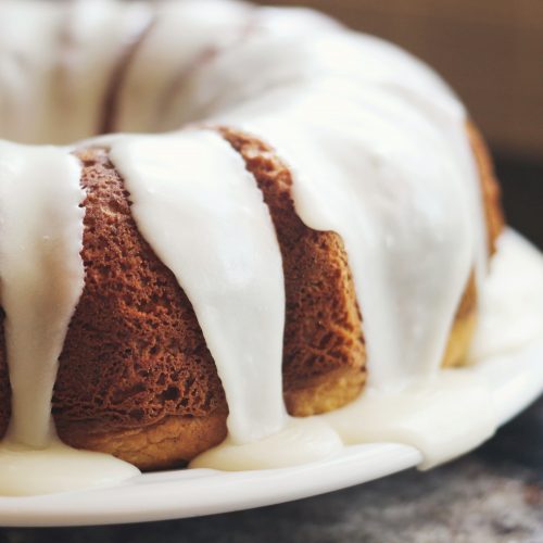 apple cider glazed bundt cake