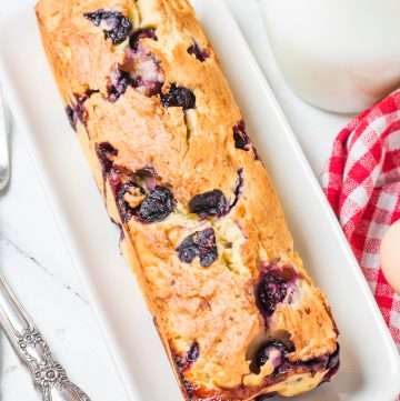 Fraîche Loaf Pound Cake Blueberries