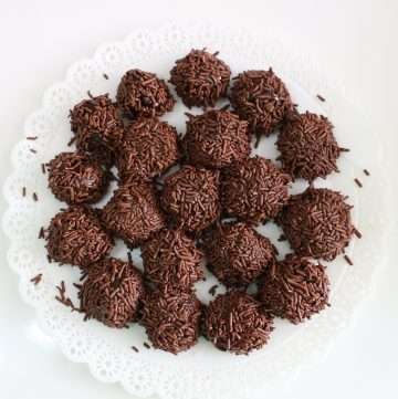 brigadeiro chocolate bonbon