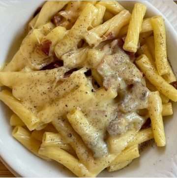 älplermagronen Swiss Macaroni and Cheese