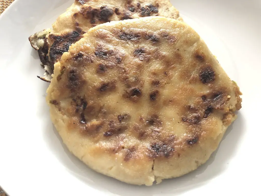 pupusas with cheese