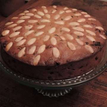 Dundee Cake (Scottish Fruit Cake)