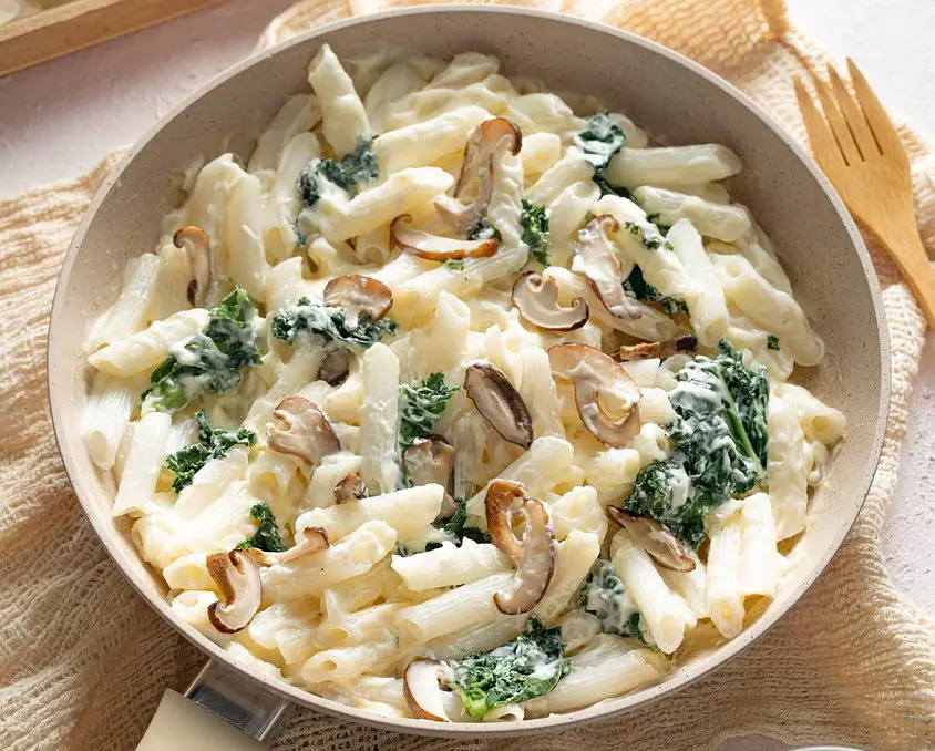 Creamy One Pot Pasta With Chicken And Mushrooms Recipe