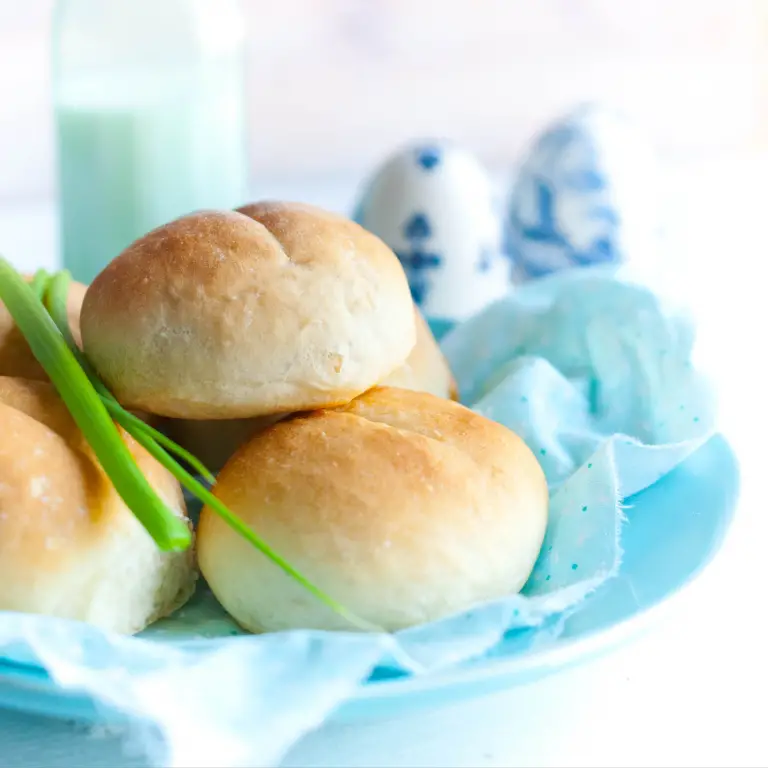 No Knead Crusty Rolls Recipe Gimme Yummy