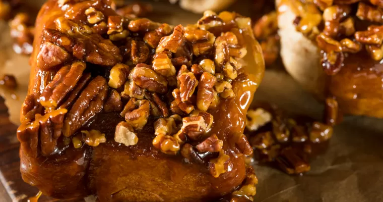 Homemade Maple Pecan Sticky Buns Recipe