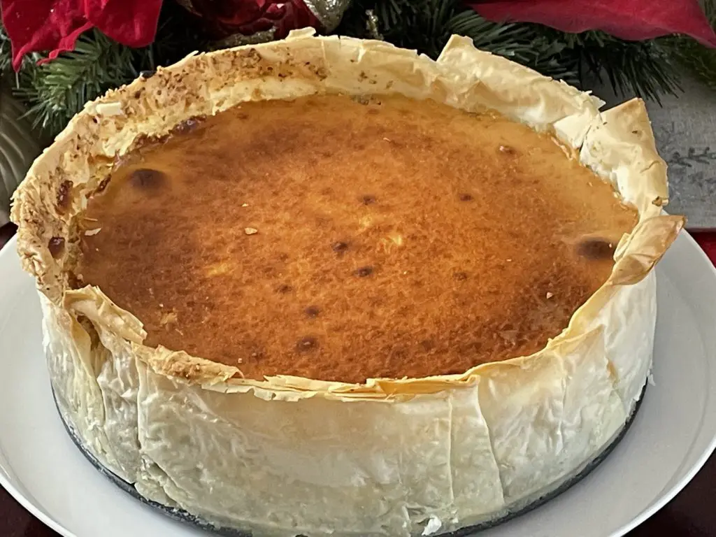 Baklava Cheesecake without topping
