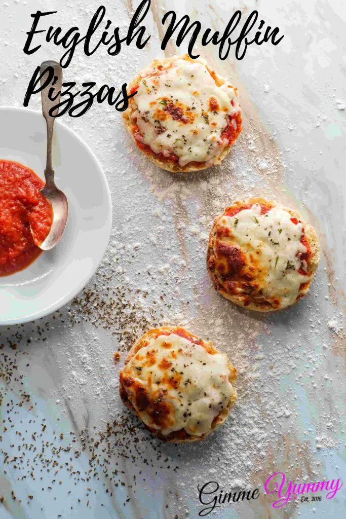 Easy English Muffin Pizza 